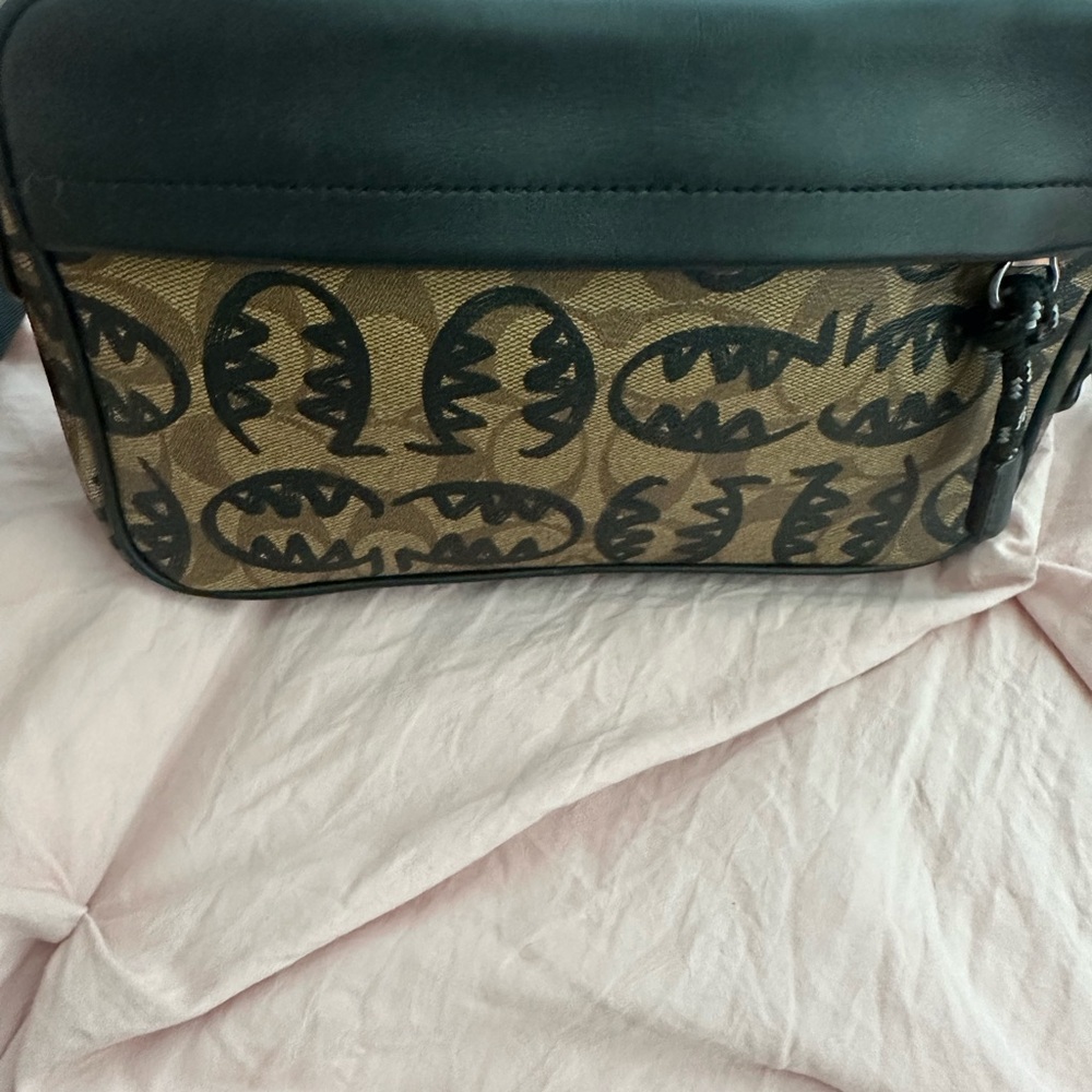 Coach Graham X Guang Yu Crossbody Bag - Picture 5 of 12